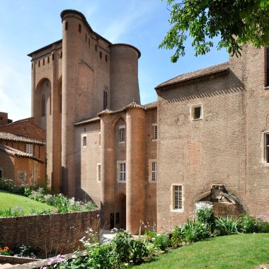 Het Berbie-paleis, voormalige bisschoppelijke residentie. Vandaag een etalage voor het Toulouse-Lautrec museum