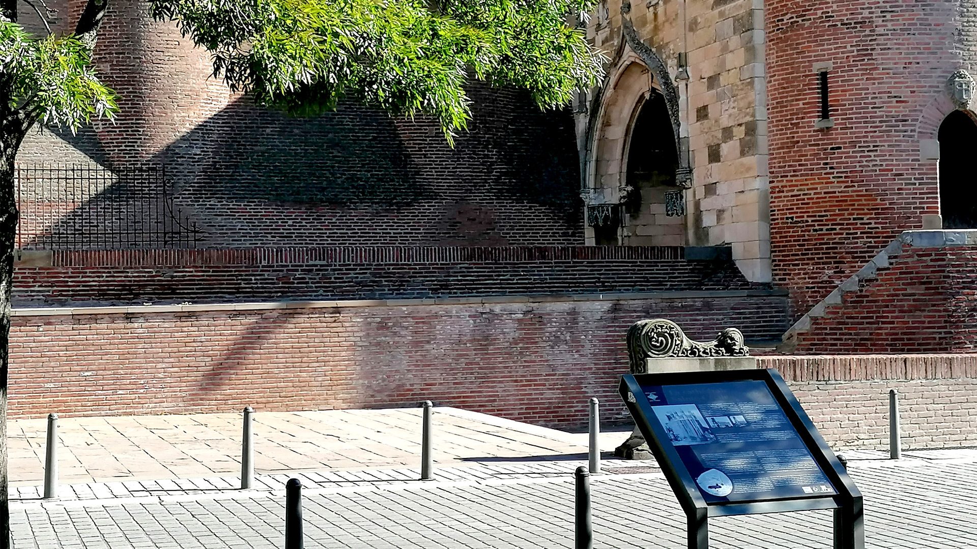 Circuits and discovery in the historic center of ALbi - a good idea for a visit