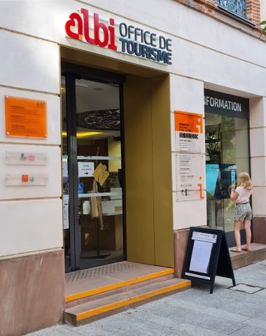 Office de Tourisme d'Albi expert destination : conseils, billetterie, visites guidées, boutique