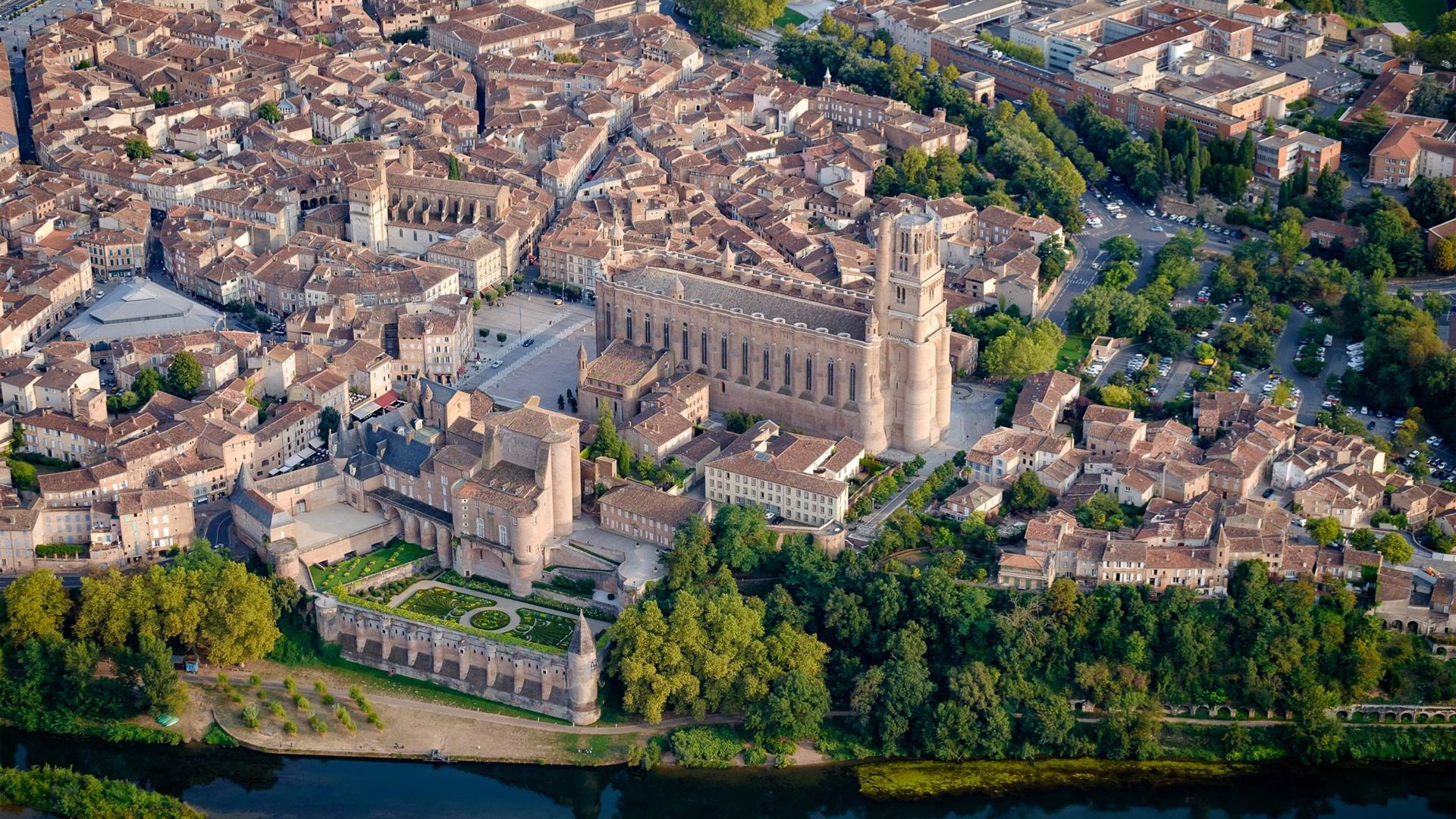 Albi, aerial view from the basket of a hot air balloon